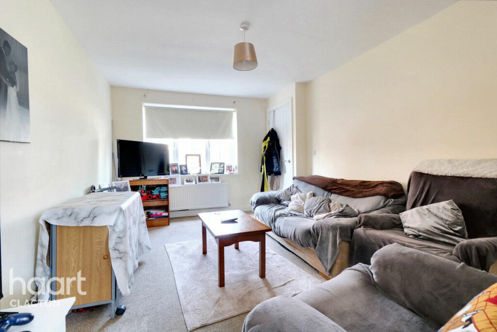 Additional property image - Cross Road, Clacton-On-Sea