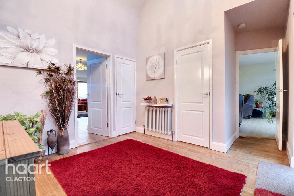 Additional property image - Point Clear Road, Clacton-On-Sea