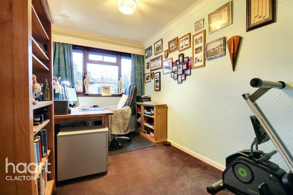 Additional property image - Point Clear Road, Clacton-On-Sea