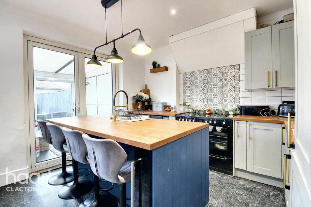 Additional property image - Berkeley Road, Clacton-On-Sea