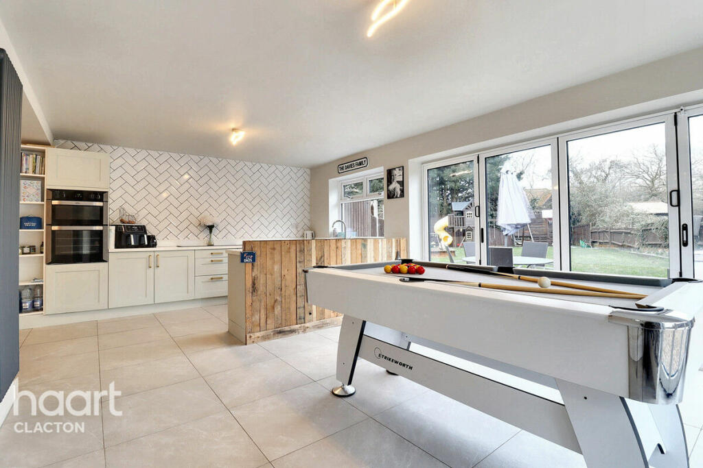 Additional property image - Golden Lane, CLACTON-ON-SEA
