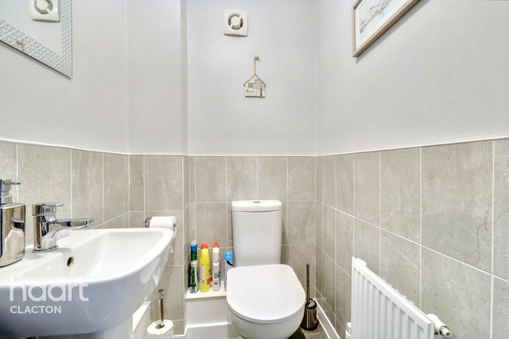 Additional property image - Spindle Drive, Clacton-on-Sea