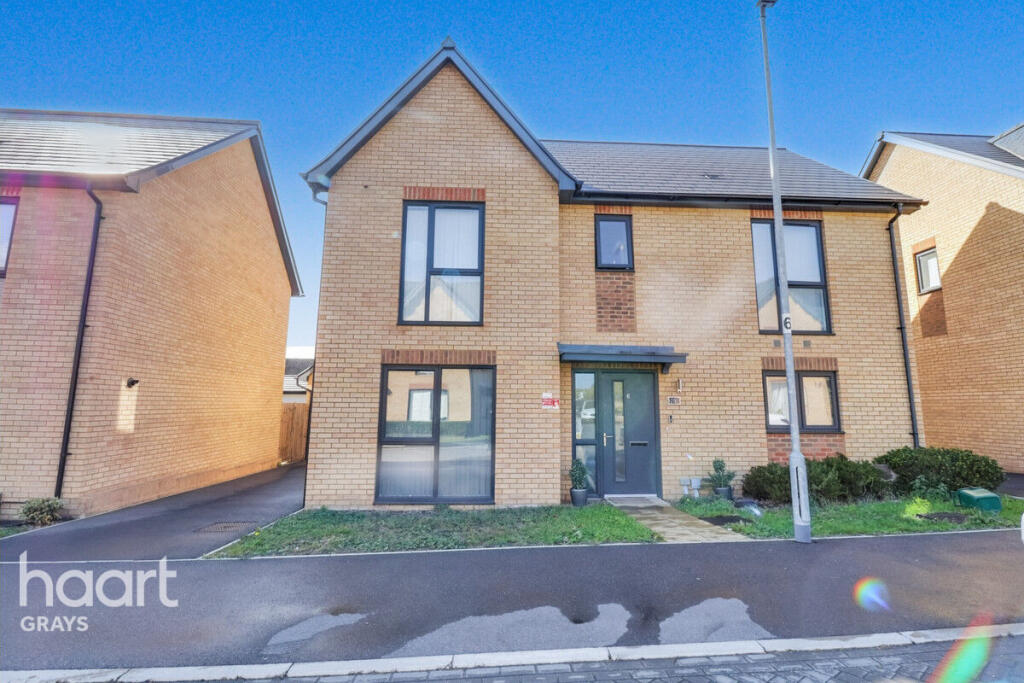 Main image of property: Devonshire Close, Grays