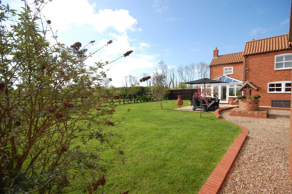 Equestrian facility for sale in Fenside, East Kirkby PE23 4DD, PE23