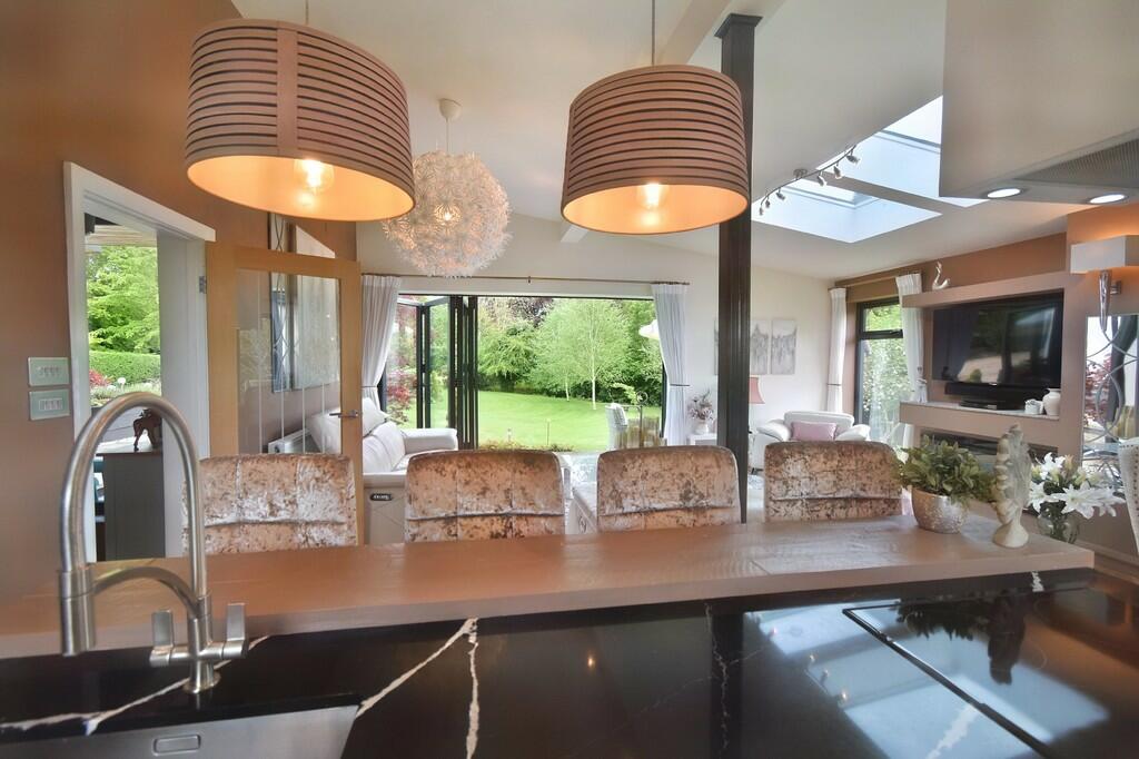 5 bedroom detached bungalow for sale in Church Lane, Utterby LN11 0TH, LN11
