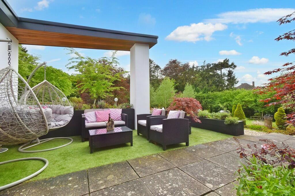 5 bedroom detached bungalow for sale in Church Lane, Utterby LN11 0TH, LN11