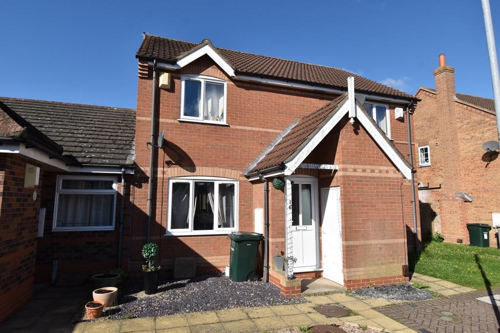 2 bedroom terraced house for sale in Bramley Close, Louth, LN11