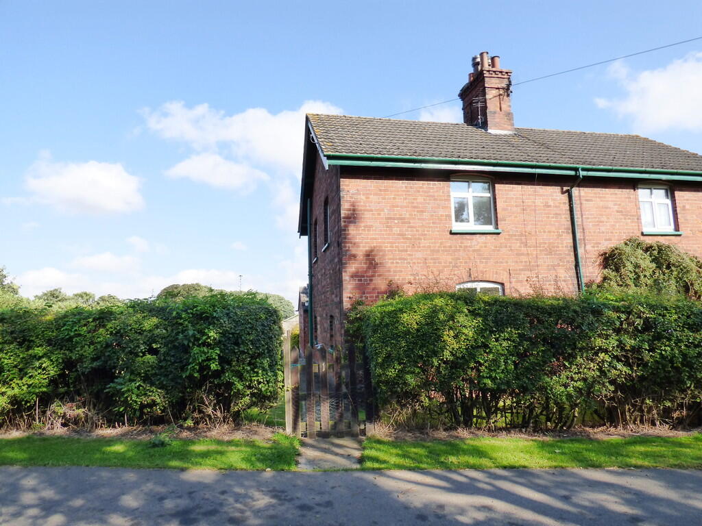 Main image of property: Hall Farm Cottage, Near Binbrook LN8 6BW