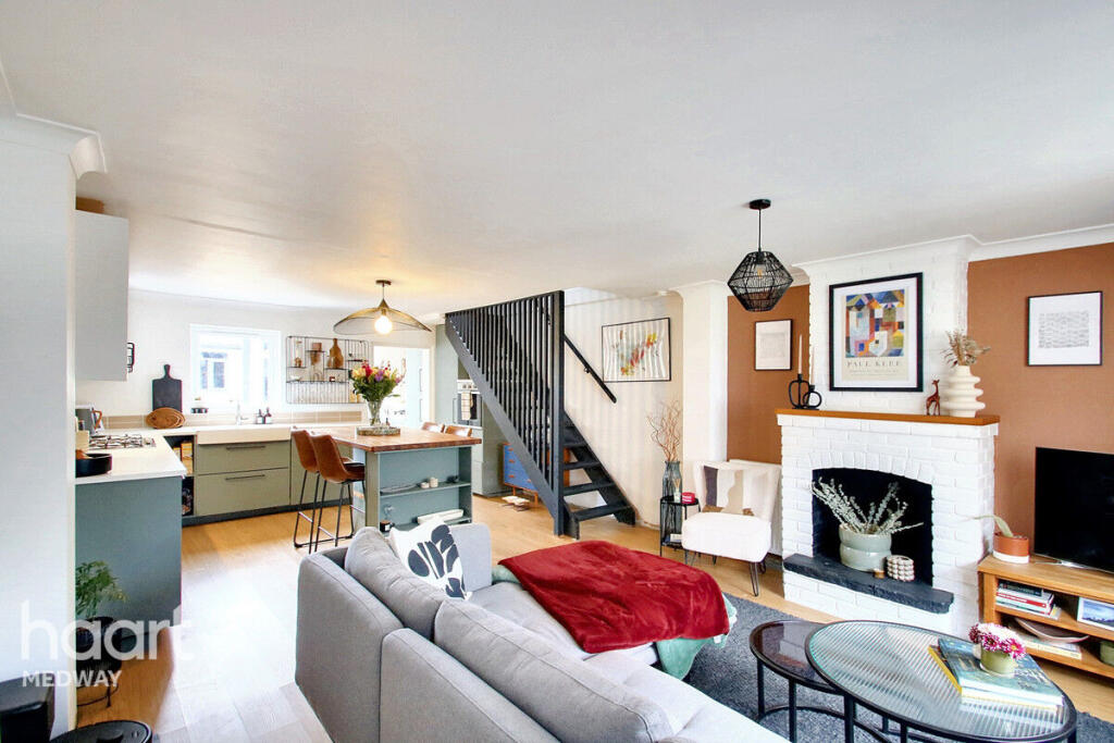 Main image of property: High Street, Wouldham