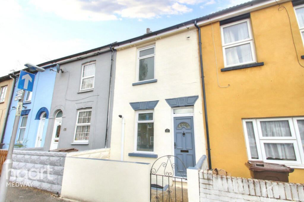 2 bedroom terraced house