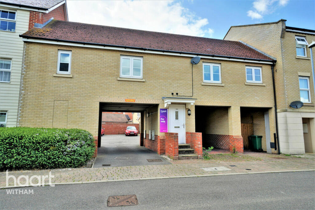 2 bedroom coach house for sale in Mortimer Way, Witham, CM8