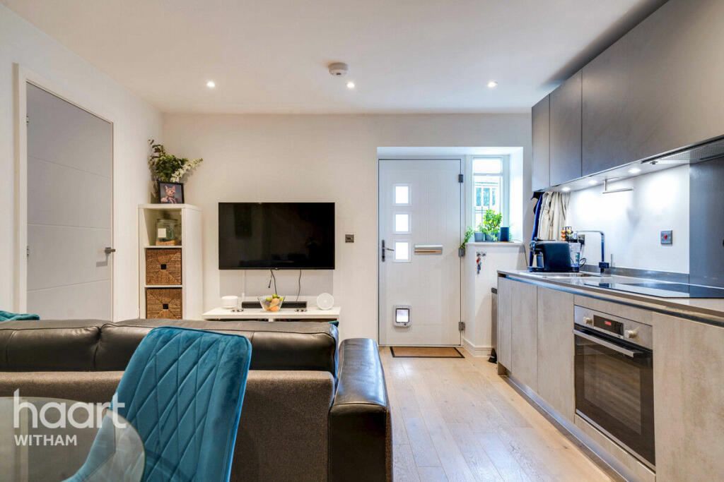 Additional property image - Lime Tree Place, Collingwood Road, Witham