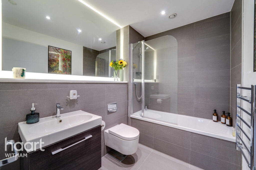 Additional property image - Lime Tree Place, Collingwood Road, Witham