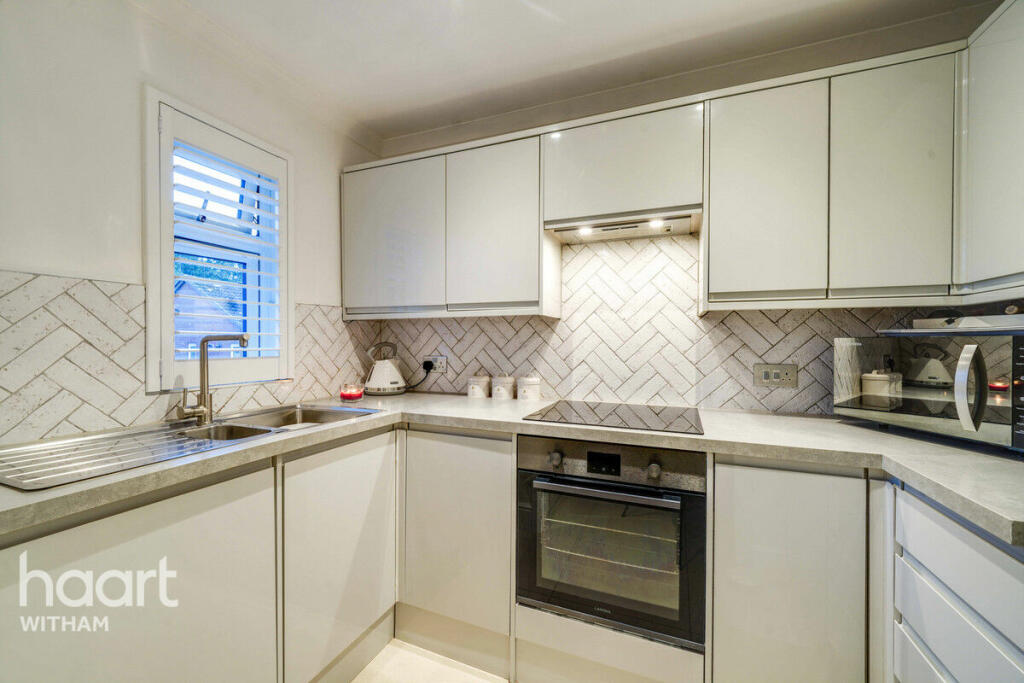 Additional property image - Benton Close, Witham