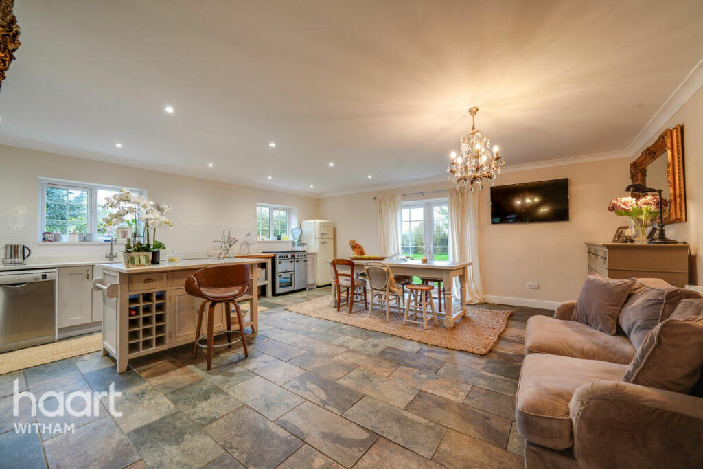 Additional property image - Ebenezer Close, Witham