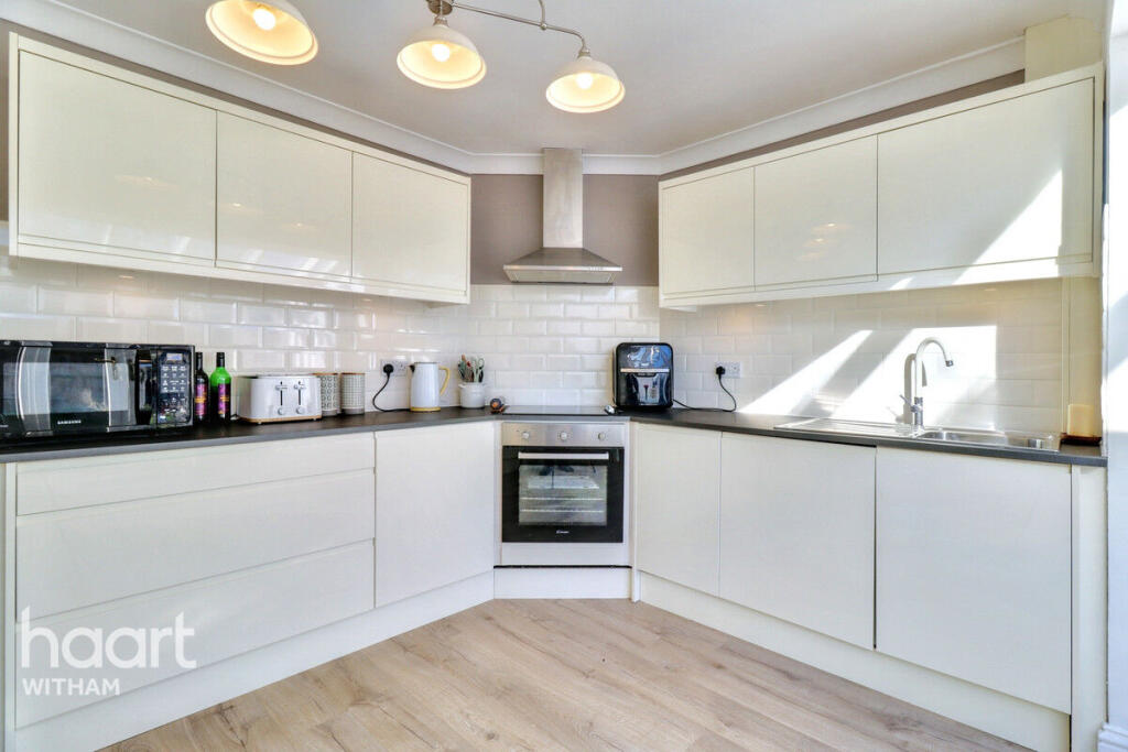 Additional property image - Buttercup Walk, Witham