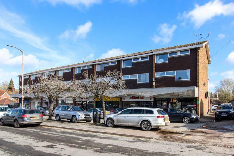 2 bedroom for sale in Tring, HP23