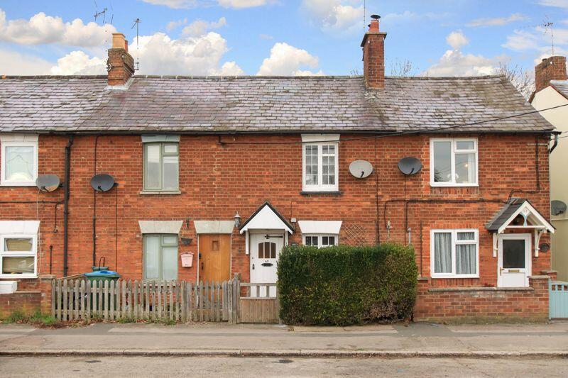 2 bedroom terraced house for sale in Weston Road, Aston Clinton, HP22