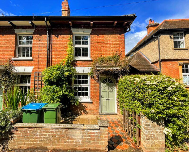 2 bedroom cottage for rent in London Road, Aston Clinton, HP22