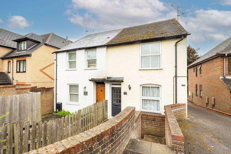 Main image of property: Buckland Wharf