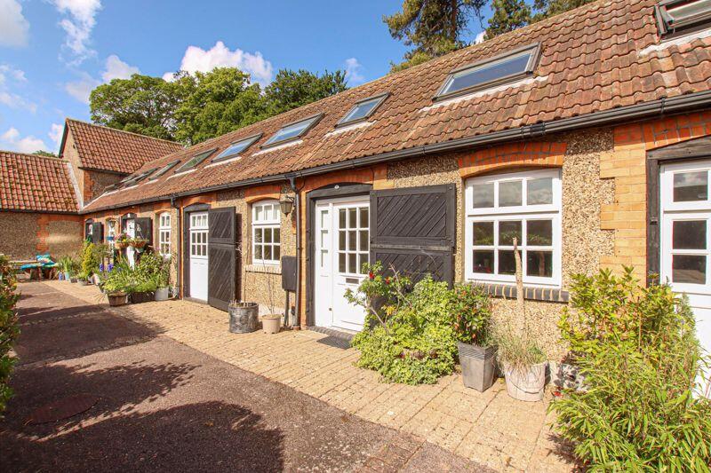 Main image of property: Howell Hill Close, Mentmore 