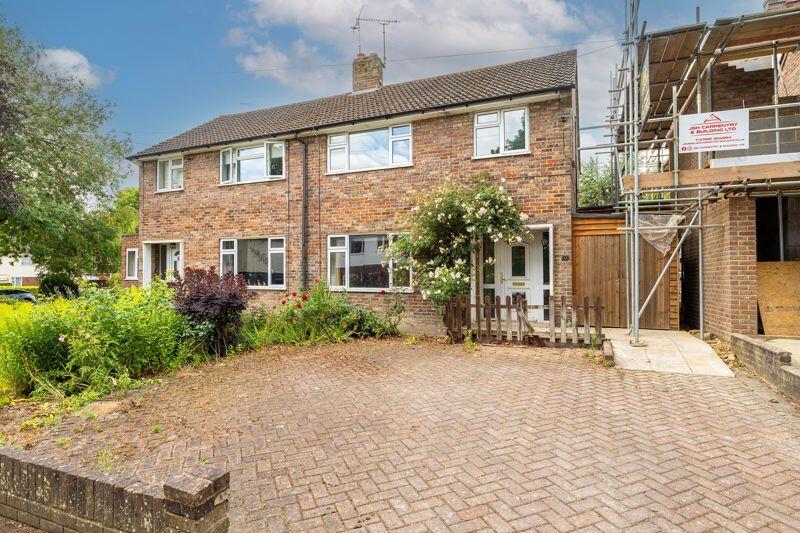 Main image of property: Frogmore Street, Tring