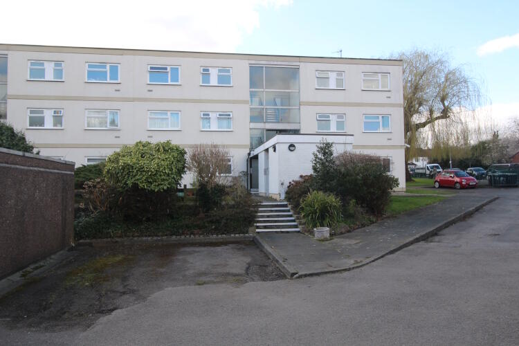 Main image of property: Hornbeam Road, Buckhurst Hill, Essex, IG9