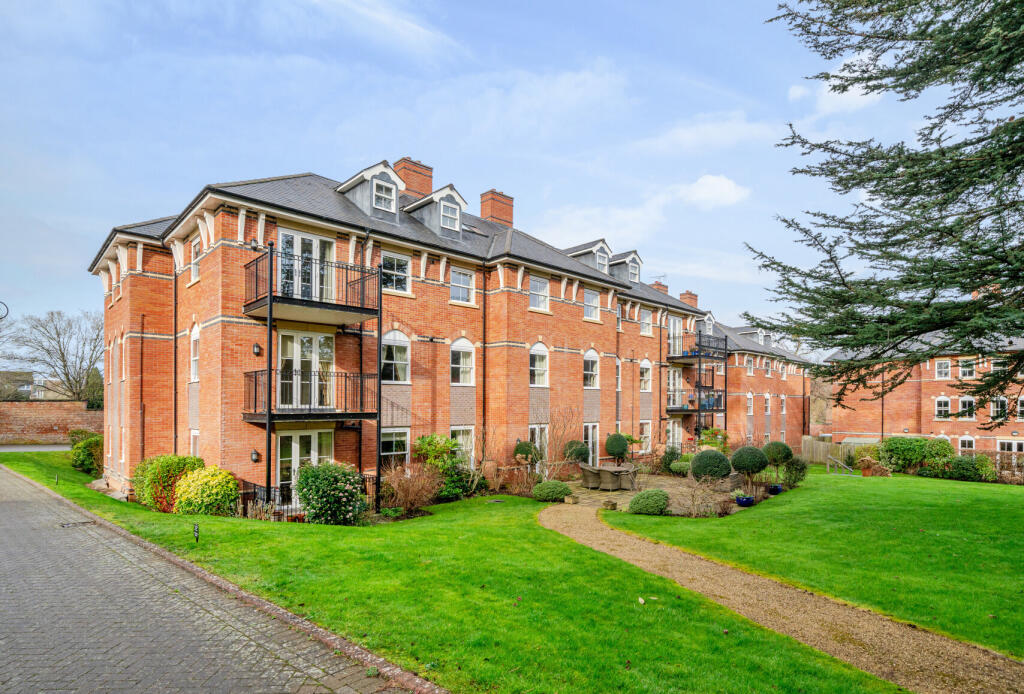 Main image of property: Humphris Place, Cheltenham, Gloucestershire, GL53