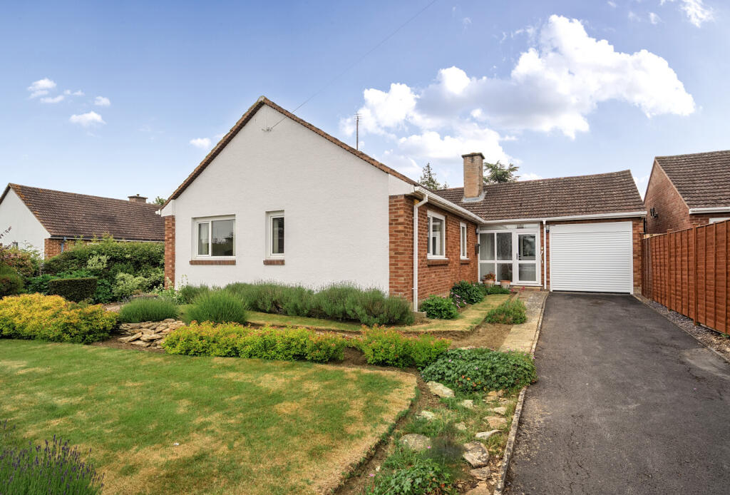 Main image of property: Yarnolds, Shurdington, Cheltenham, Gloucestershire, GL51