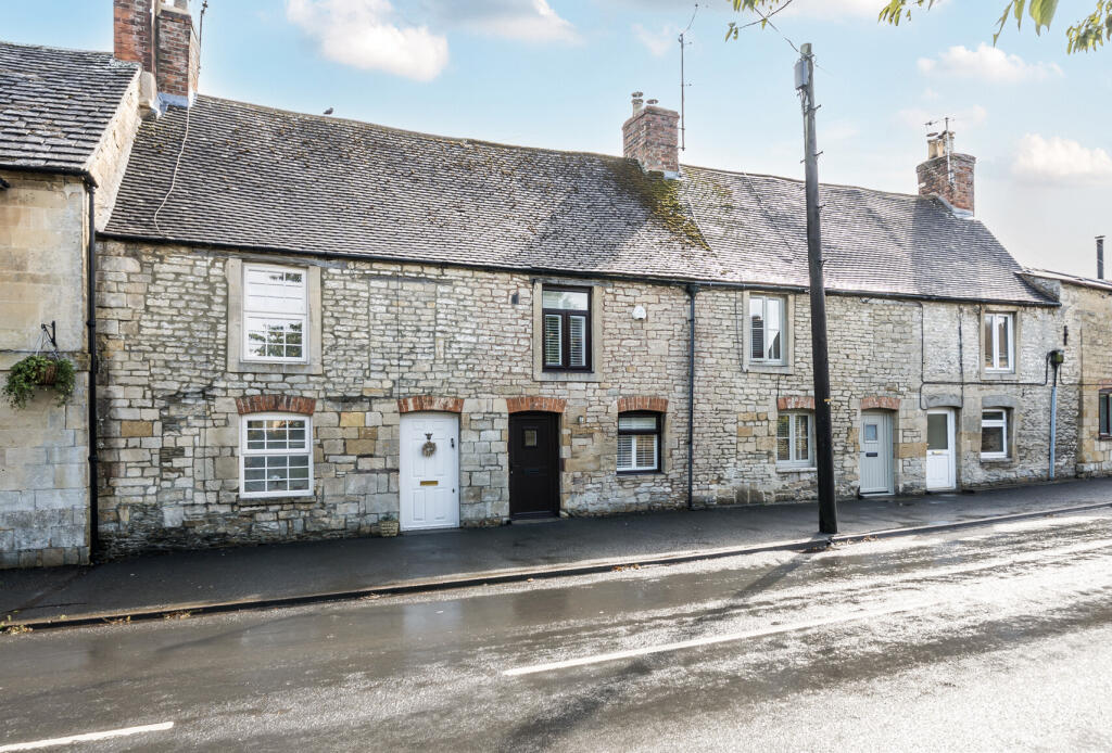 Main image of property: Gloucester Road, Andoversford, Cheltenham, Gloucestershire, GL54