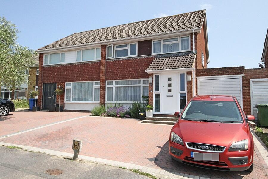 Main image of property: MAIDENHEAD