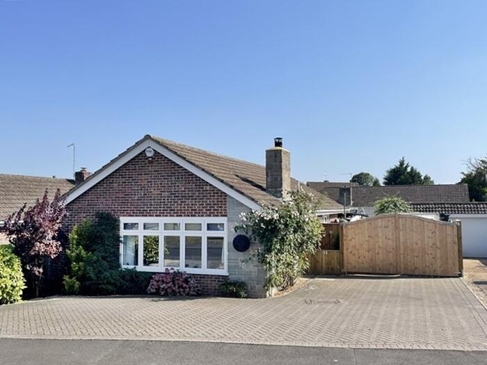 Main image of property: MAIDENHEAD - Towards Cookham