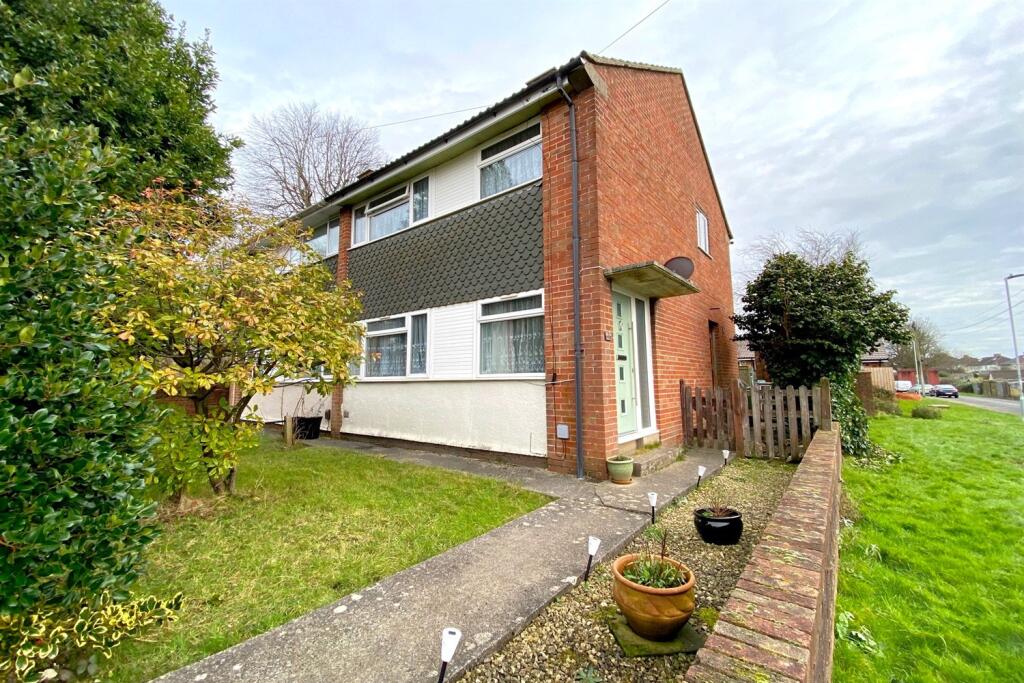 Main image of property: Birdwood, BS15 3BU