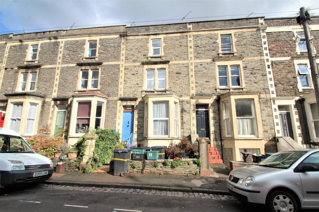 Main image of property: Roslyn Road, BS6 6NJ