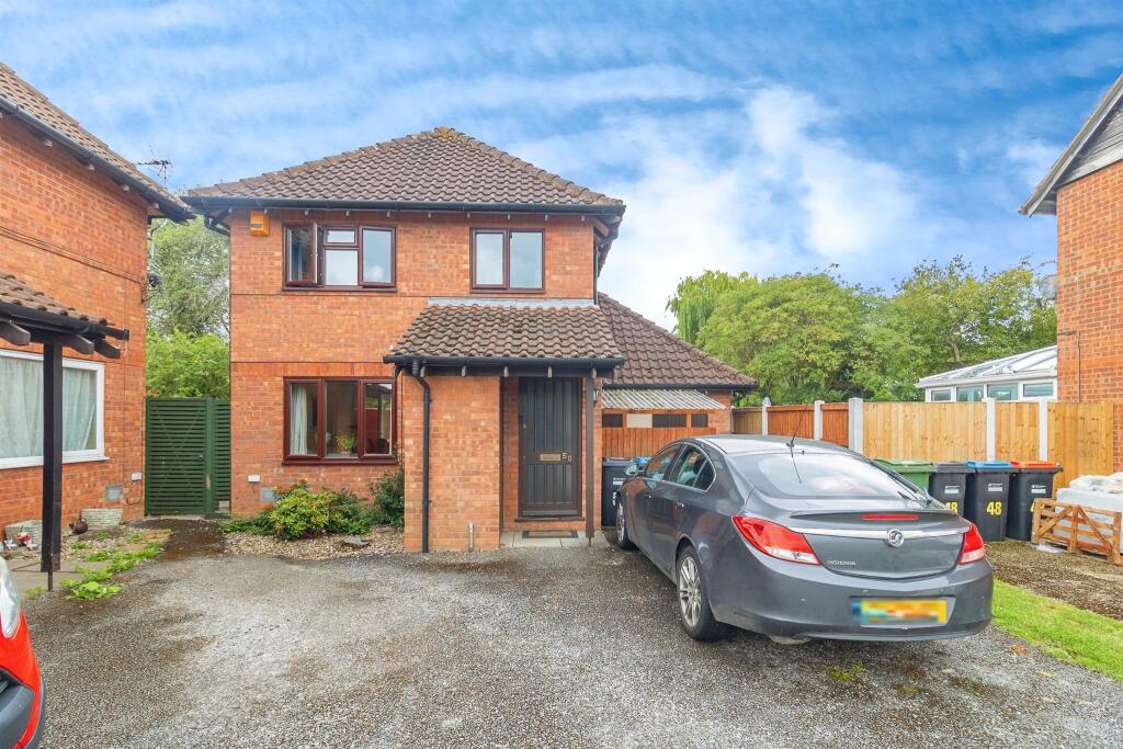 Main image of property: Lichfield Down, Walnut Tree, Milton Keynes
