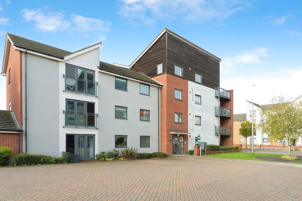 Main image of property: Somerset Walk, Broughton, Milton Keynes