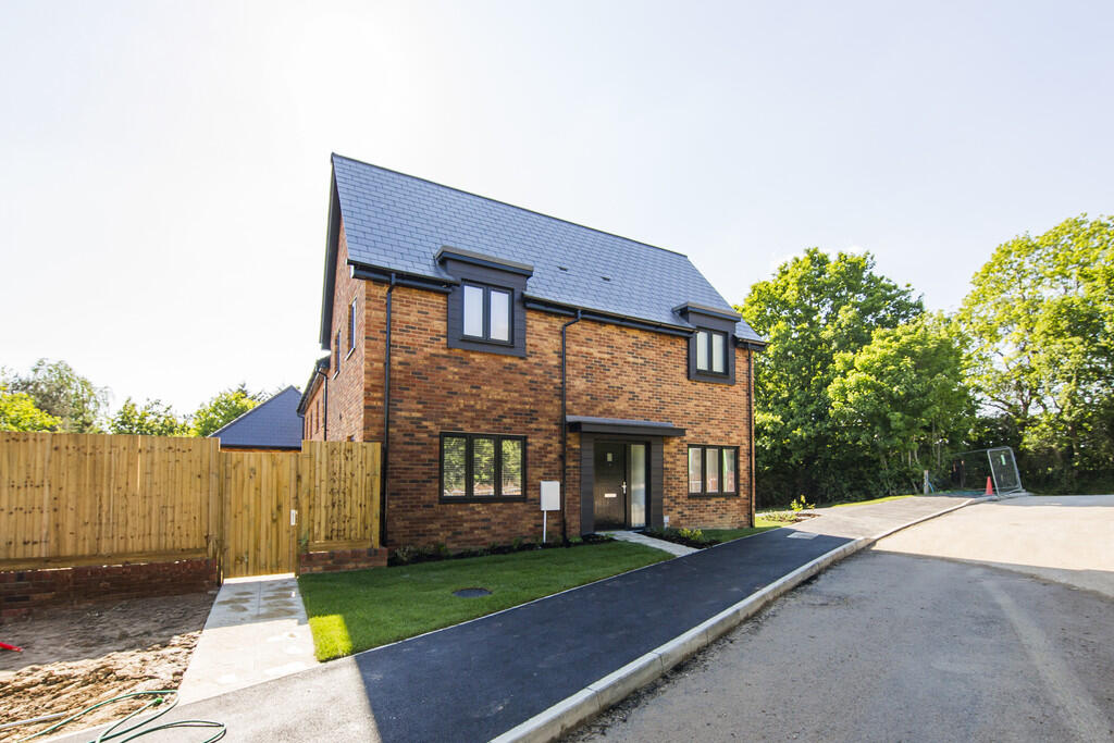 Main image of property: 7 Farm Field Place, Herstmonceux