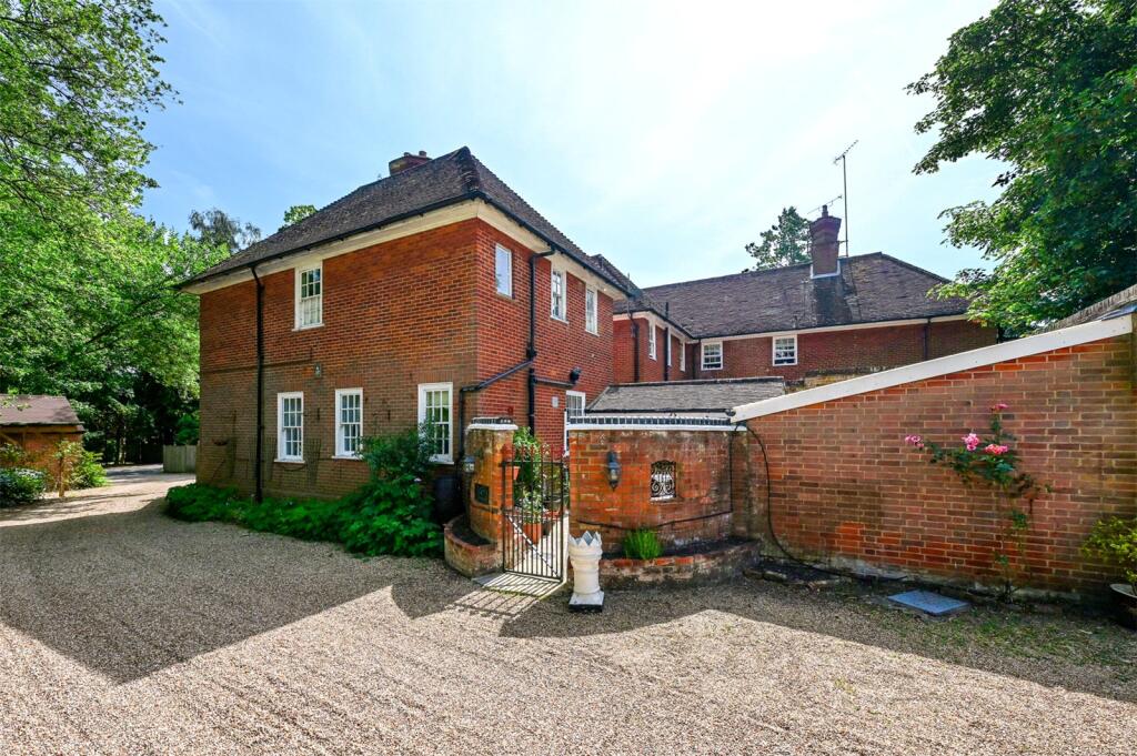 Main image of property: Stockton Avenue, Fleet, Hampshire, GU51