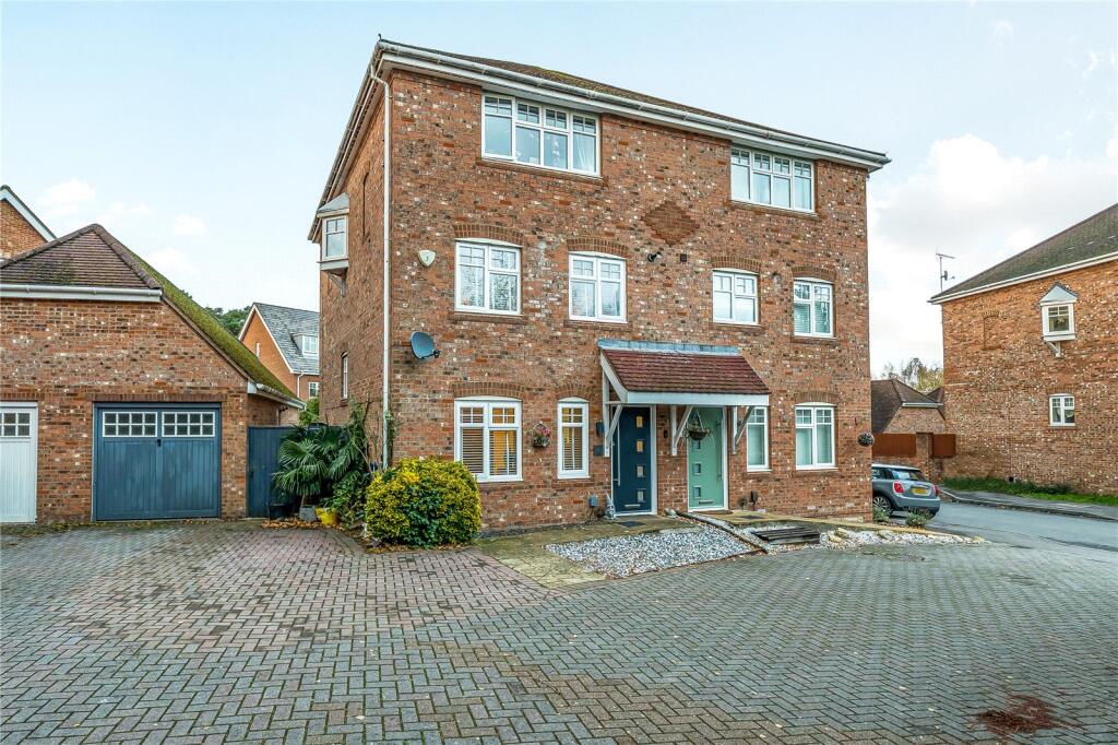 Main image of property: Cudbury Drive, Fleet, Hampshire, GU51