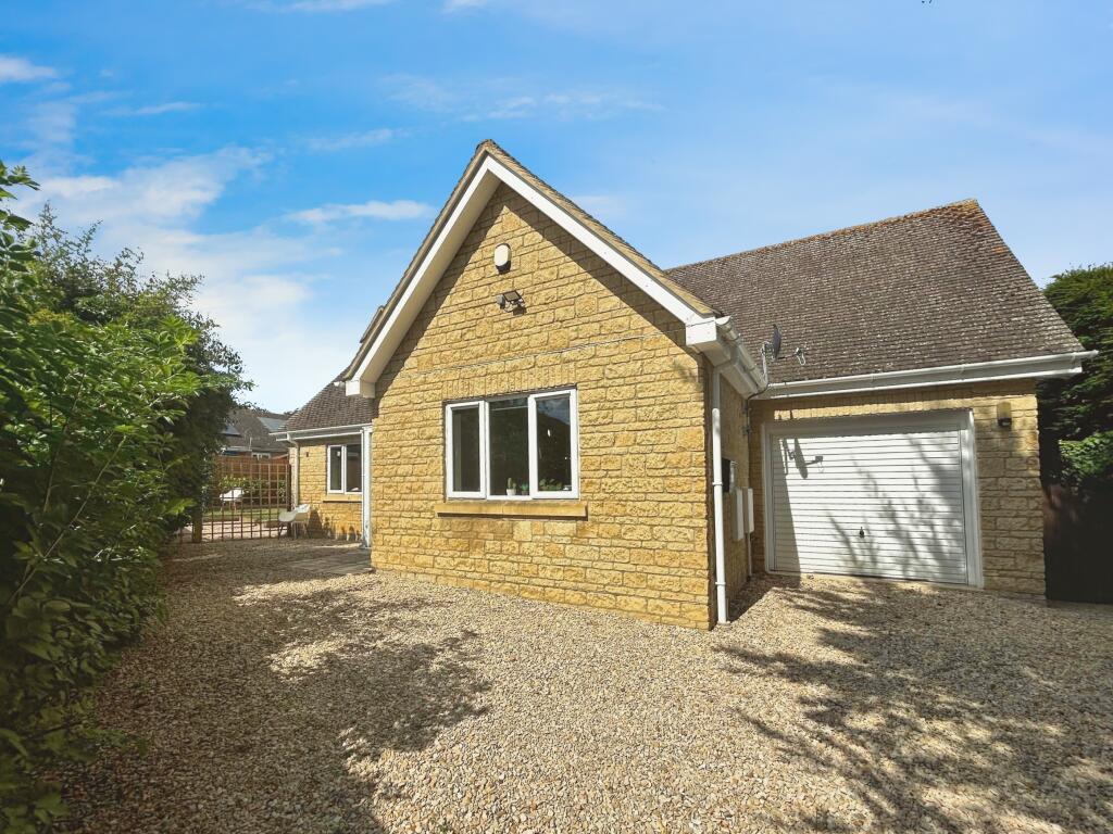 Main image of property: , Witney, Oxfordshire