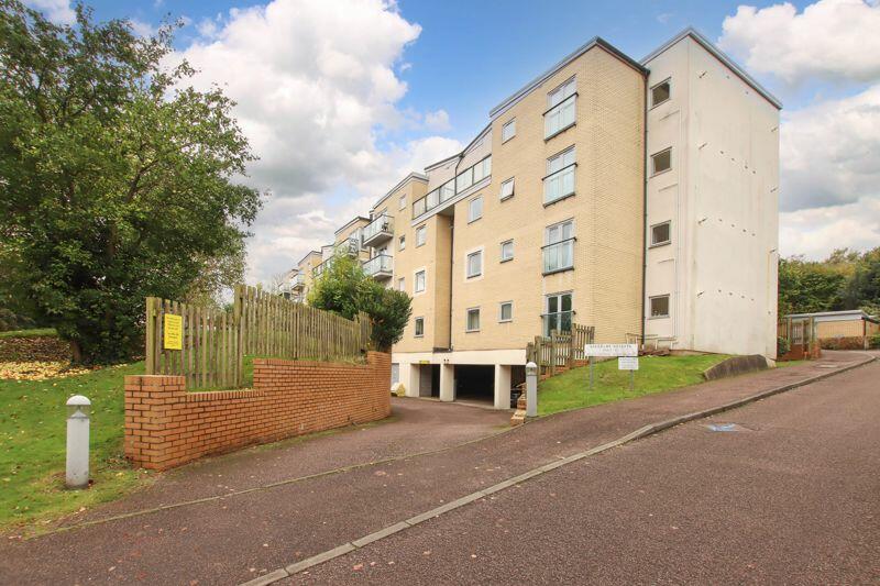 Main image of property: Gadebury Heights, Hemel Hempstead