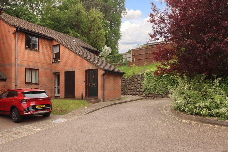 Main image of property: The Farthings, Hemel Hempstead