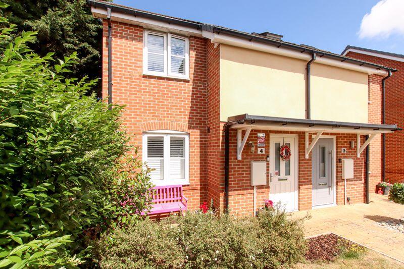 Main image of property: Jubilee Close, Hemel Hempstead