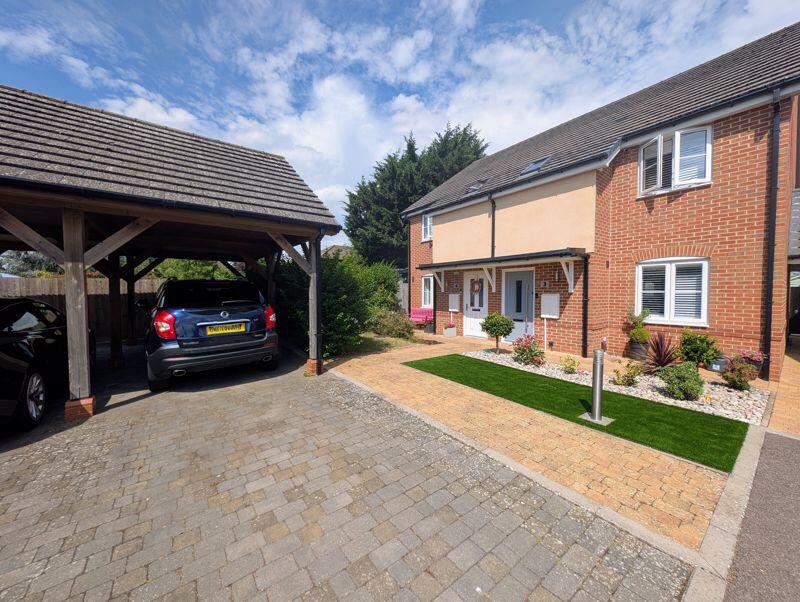 Main image of property: Jubilee Close, Hemel Hempstead