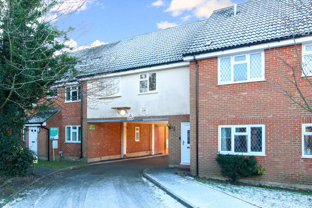 Main image of property: Rutland Gardens, Hemel Hempstead