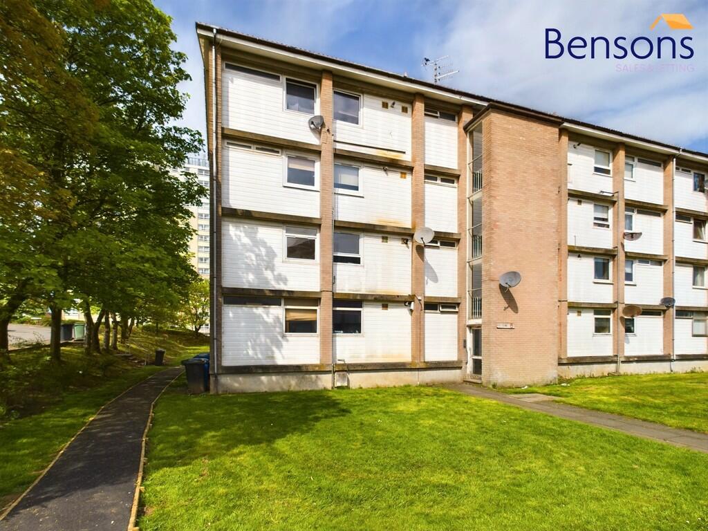 2 bedroom flat for sale in Denholm Green, Murray, G75