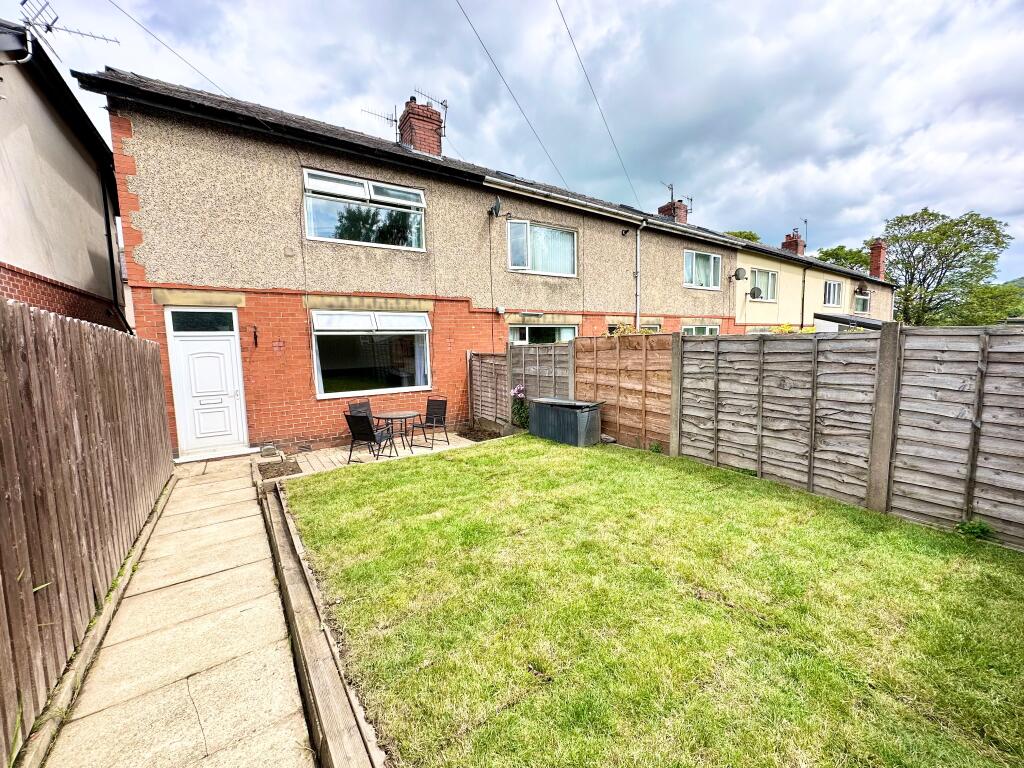 2 bedroom end of terrace house for sale in Erringden Road, Mytholmroyd