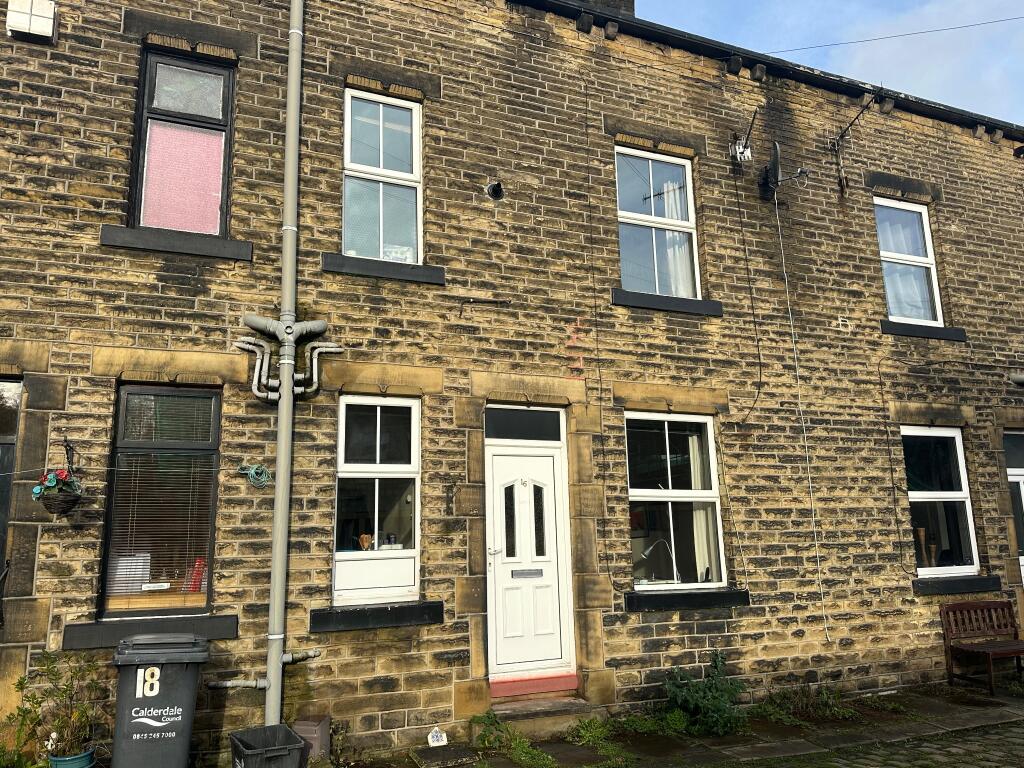 2 bedroom terraced house for sale in 16 Bond Street, HEBDEN BRIDGE, HX7