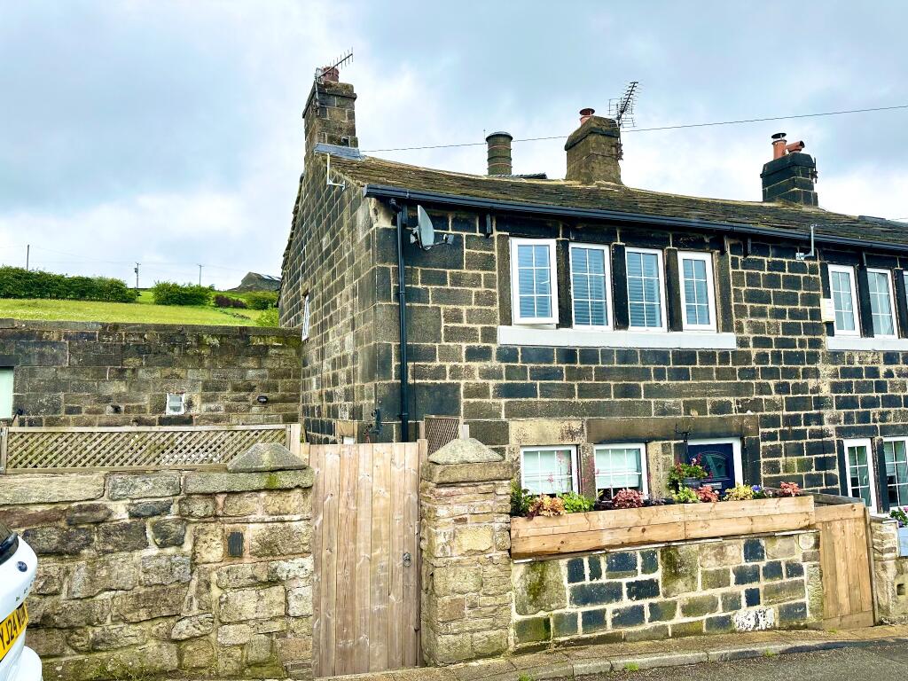 Main image of property: 50 Keighley Road, Pecket Well, Hebden Bridge, HX7 8QX
