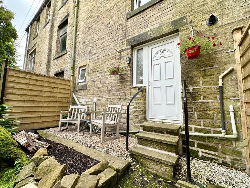 Main image of property: 21 Booth House Road, Luddendenfoot, Halifax, HX2 6HJ